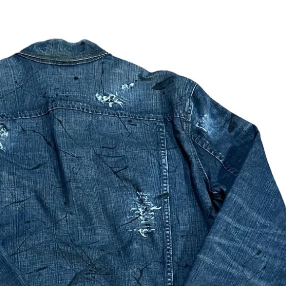 CLOSING SALE - Custom Levi's Demin Trucker Jacket - Picture 8 of 10